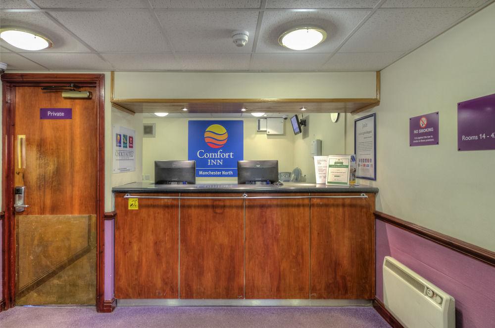Comfort Inn Manchester North Мидлтон Экстерьер фото