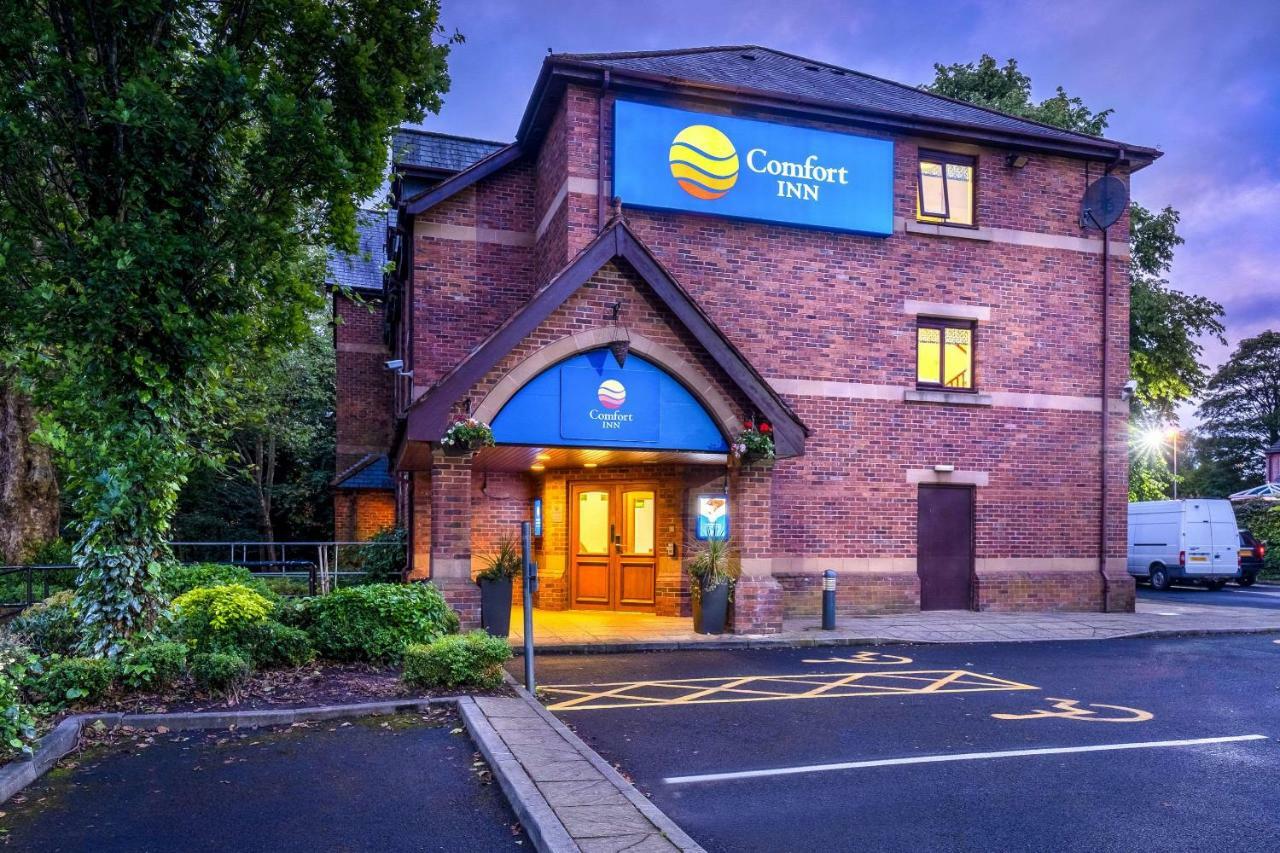 Comfort Inn Manchester North Мидлтон Экстерьер фото